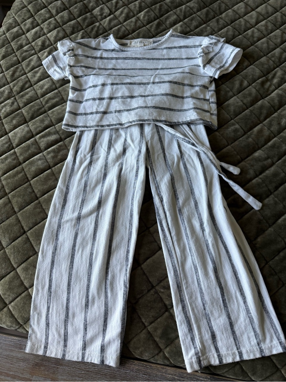 btween White Top with Gray Stripes